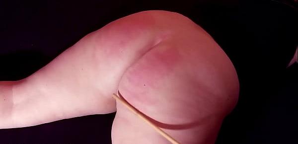  Redhead BBW Teen Receives Butt Caning - Amateur BDSM